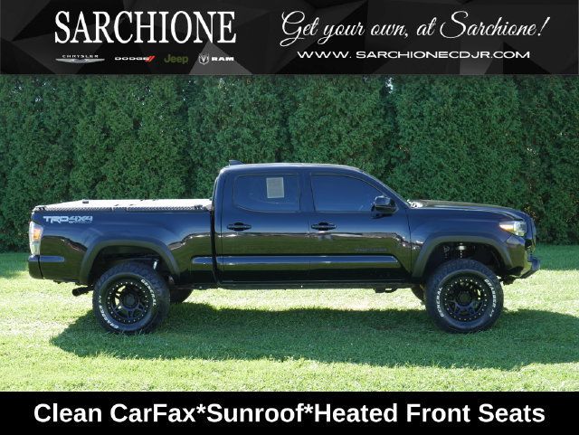 Used 2020 Toyota Tacoma TRD Off-Road w/ TRD Premium Off Road Package AWD/4WD image 1