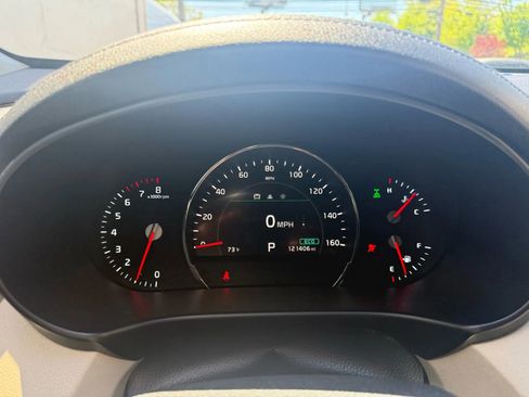 Used 2020 Kia Sorento EX image 10