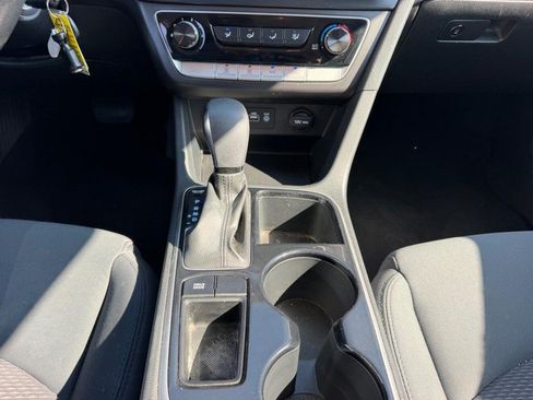Used 2019 Hyundai Sonata SE FWD image 15