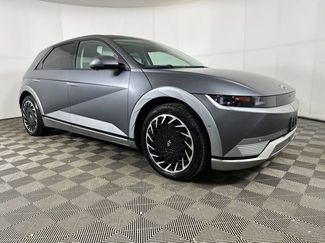 Used 2024 Hyundai Ioniq 5 Limited video 2