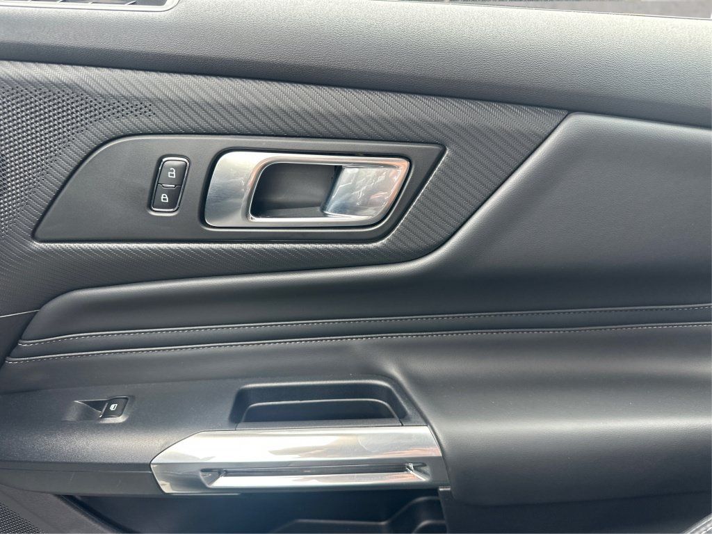 Used 2025 Ford Mustang GT Premium RWD image 29