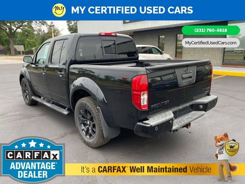Used 2021 Nissan Frontier SV w/ Midnight Edition Floor Mats AWD/4WD image 9