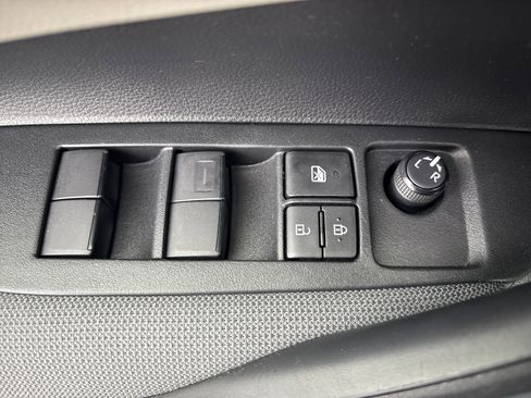 Certified 2023 Toyota Corolla LE image 17