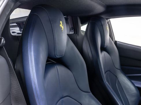Certified 2021 Ferrari F8 Tributo RWD image 48