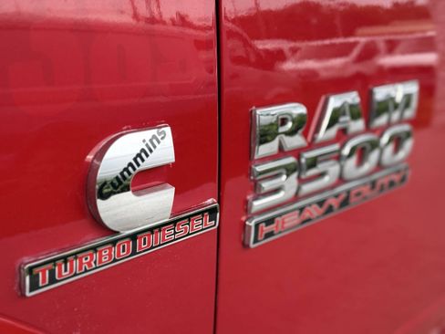Used 2013 RAM 3500 SLT w/ Luxury Group AWD/4WD image 17