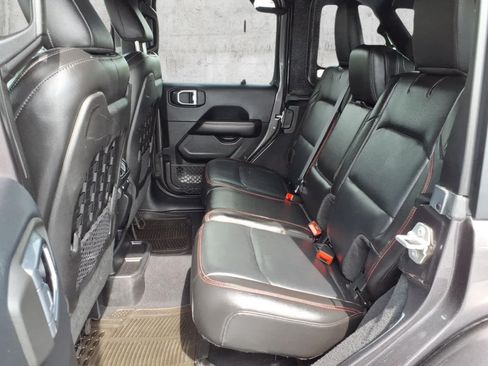 Used 2018 Jeep Wrangler Unlimited Rubicon w/ Steel Bumper Group AWD/4WD image 7