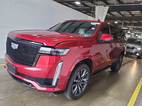 Used 2021 Cadillac Escalade Sport w/ Driver Assist Tech Package AWD/4WD image 3