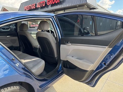 Used 2020 Hyundai Elantra SE image 41