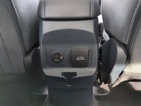 Certified 2024 Ford Maverick XLT w/ XLT Luxury Package image 16