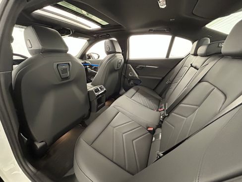 Used 2025 BMW i5 M60 w/ Premium Package image 32