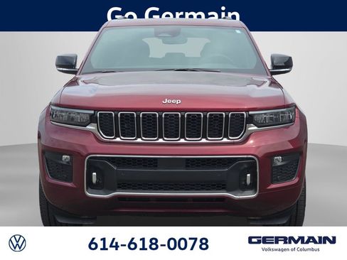 Used 2023 Jeep Grand Cherokee Overland AWD/4WD image 3