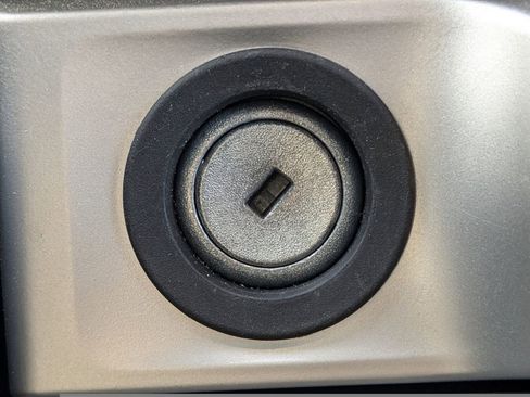 Used 2025 Ford F250 XLT image 31