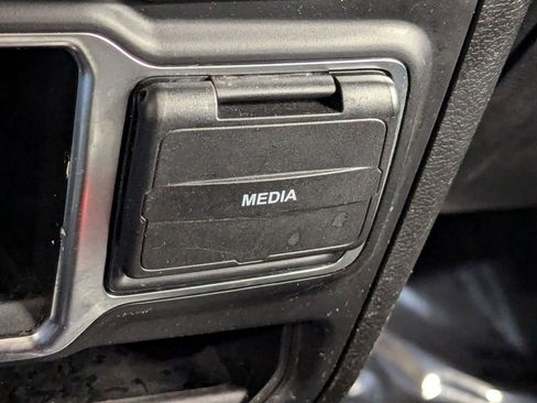 Used 2020 Jeep Wrangler Unlimited Sport image 23