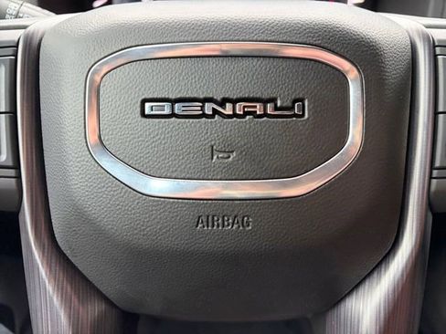 Certified 2023 GMC Yukon Denali Ultimate image 7