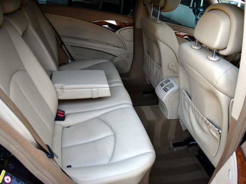 Used 2008 Mercedes-Benz E 350 4MATIC Wagon image 40