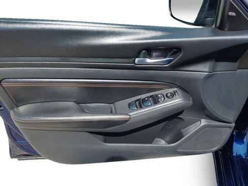 Used 2019 Nissan Altima 2.5 SR w/ SR Premium Package image 13