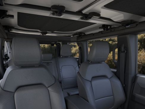 New 2026 Ford Bronco Big Bend w/ Black Diamond Package AWD/4WD image 12