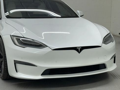 Used 2022 Tesla Model S Plaid image 32