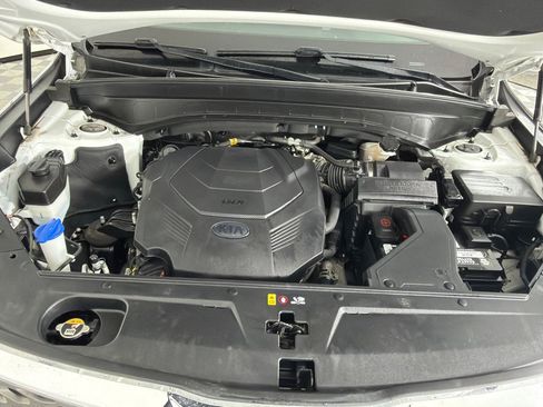 Used 2020 Kia Telluride LX FWD image 26