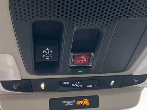Used 2025 Honda Accord SE image 31