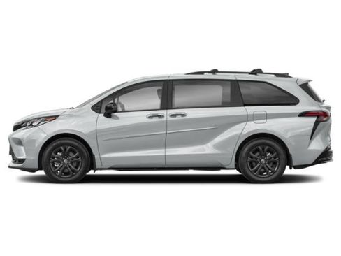 Used 2025 Toyota Sienna XSE w/ XSE Plus Package AWD/4WD image 3