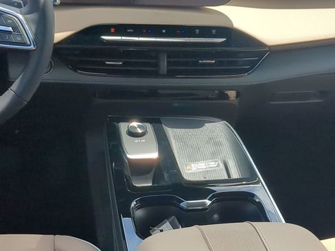 New 2026 Buick Enclave Preferred w/ Power Package image 28