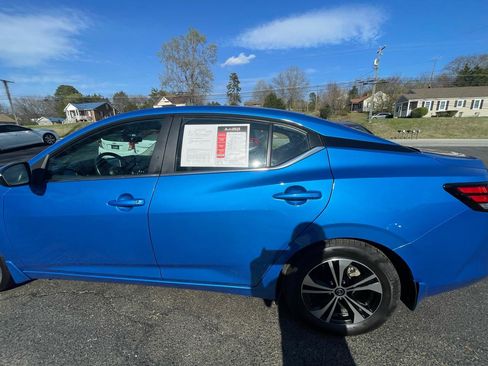 Used 2021 Nissan Sentra SV image 4