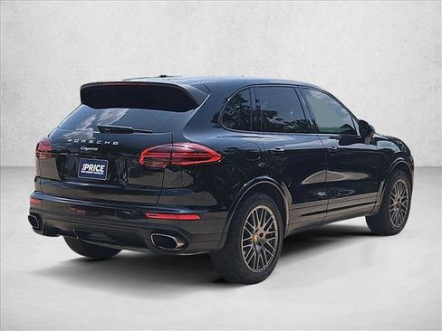 Used 2017 Porsche Cayenne Platinum Edition AWD/4WD image 5