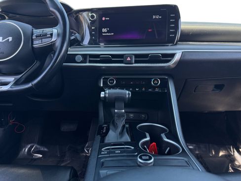 Used 2022 Kia K5 GT-Line FWD image 11