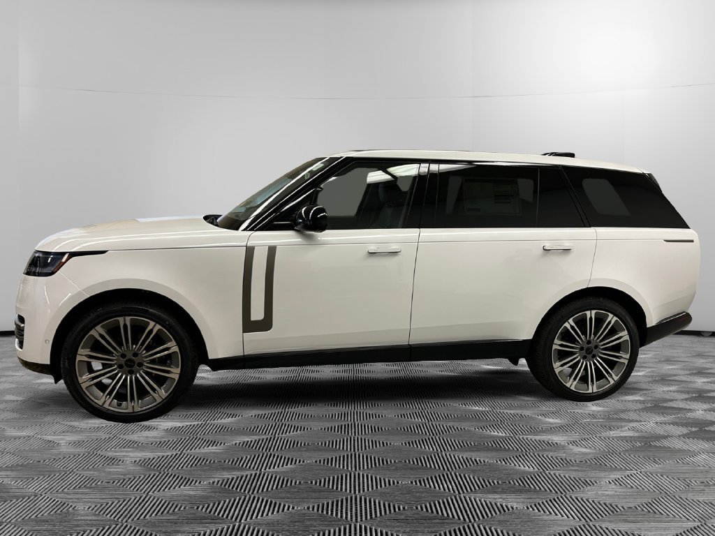 New 2026 Land Rover Range Rover Long Wheelbase SE AWD/4WD image 2