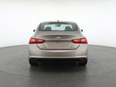 Used 2024 Chevrolet Malibu LT FWD image 7