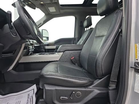 Used 2017 Ford F350 Lariat w/ Lariat Ultimate Package AWD/4WD image 16