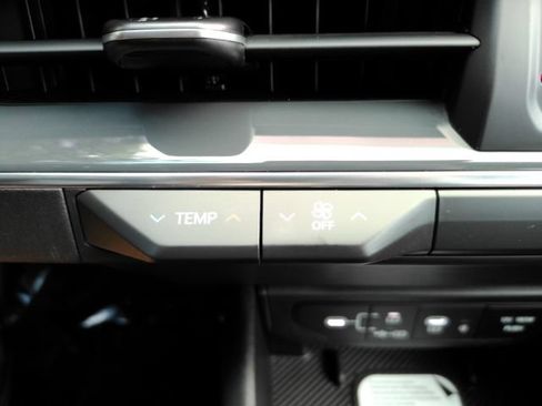 Used 2025 Kia K4 EX w/ GT-Line Premium Package FWD image 44