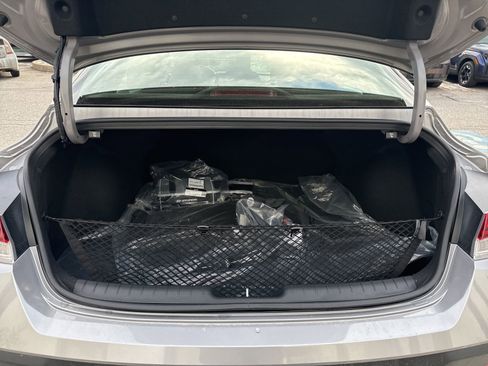 New 2026 Hyundai Elantra Blue image 12