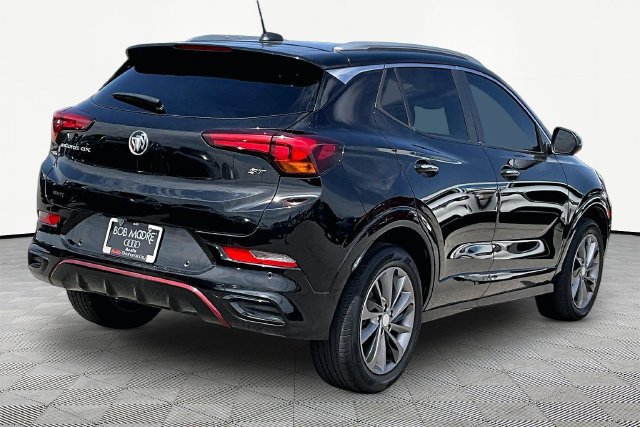 Used 2022 Buick Encore GX Select w/ Advanced Technology Package FWD image 2