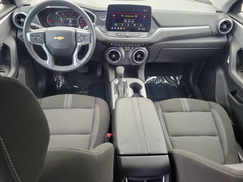 Used 2025 Chevrolet Blazer LT FWD image 15