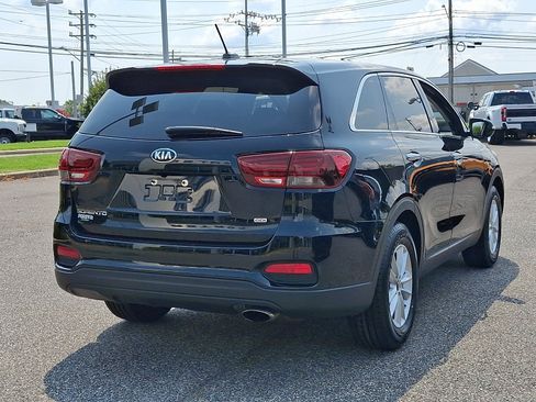 Used 2019 Kia Sorento L FWD image 10