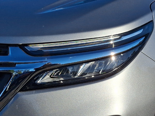 Used 2024 Chevrolet Equinox LT AWD/4WD image 9