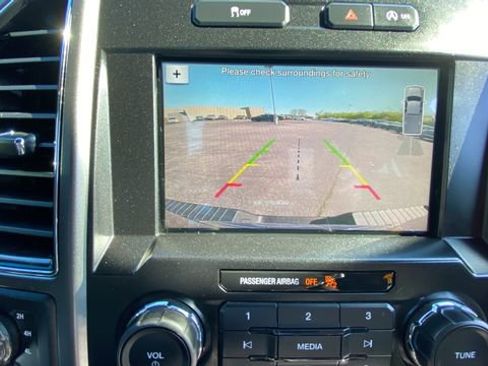 Used 2017 Ford F150 XLT w/ Equipment Group 302A Luxury AWD/4WD image 13