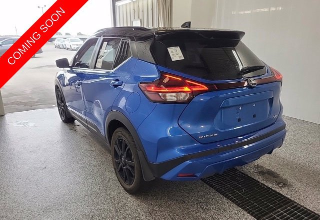 Used 2023 Nissan Kicks SR w/ SR Premium Package FWD image 2