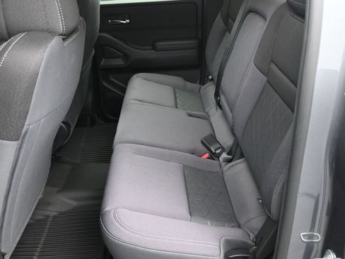 Certified 2026 Nissan Frontier SV w/ SV Convenience Package RWD image 18
