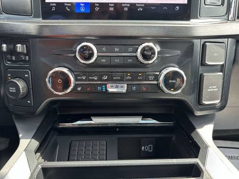 Used 2024 Ford F250 Lariat w/ Chrome Package AWD/4WD image 19
