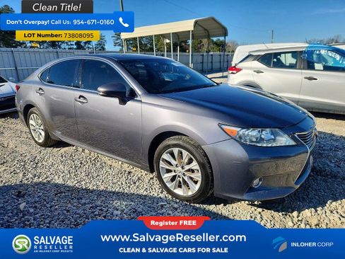 Used 2015 Lexus ES 300h w/ Navigation System Package image 5