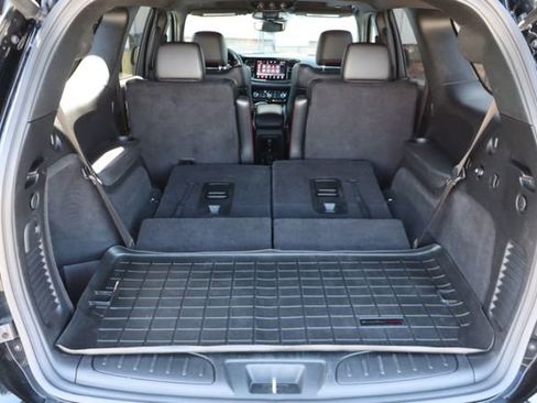 Used 2024 Dodge Durango R/T w/ Tow 'N Go Package AWD/4WD image 41