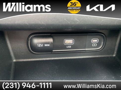 Used 2024 Kia Seltos SX w/ SX Sunroof Package image 29