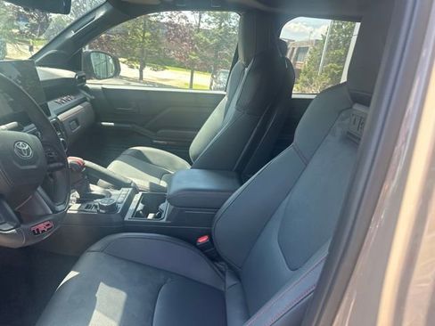 Used 2025 Toyota Tacoma TRD Pro AWD/4WD image 21