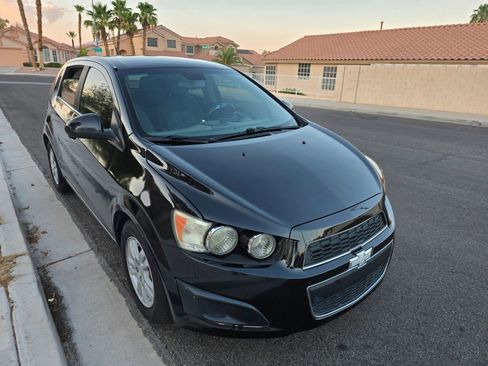 Used 2014 Chevrolet Sonic LT FWD image 1