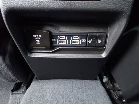 Used 2023 Jeep Grand Cherokee 4WD 4xe w/ Luxury Tech Group II image 11