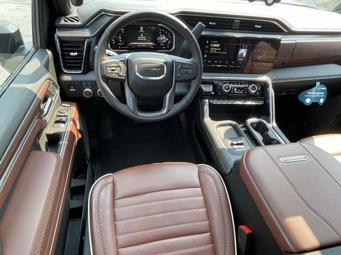 Certified 2026 GMC Sierra 2500 Denali Ultimate AWD/4WD image 14