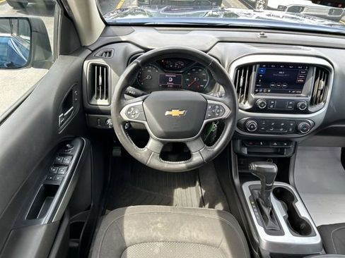 Used 2020 Chevrolet Colorado LT w/ LT Convenience Package AWD/4WD image 21